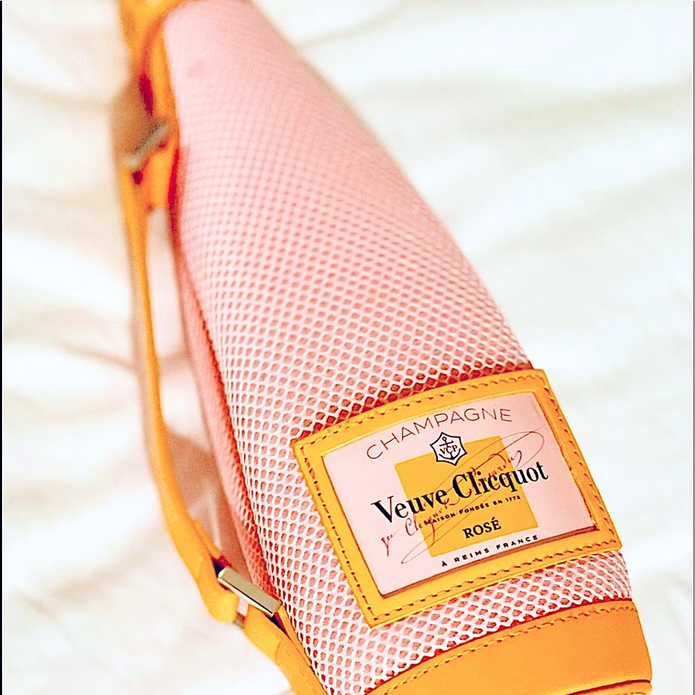 ⭐️LIMITED EDITION COLLECTABLE⭐️VEUVE CHAMPAGNE THERMAL ZIPPER BOTTLE JACKET+GIFT - Picture 12 of 16